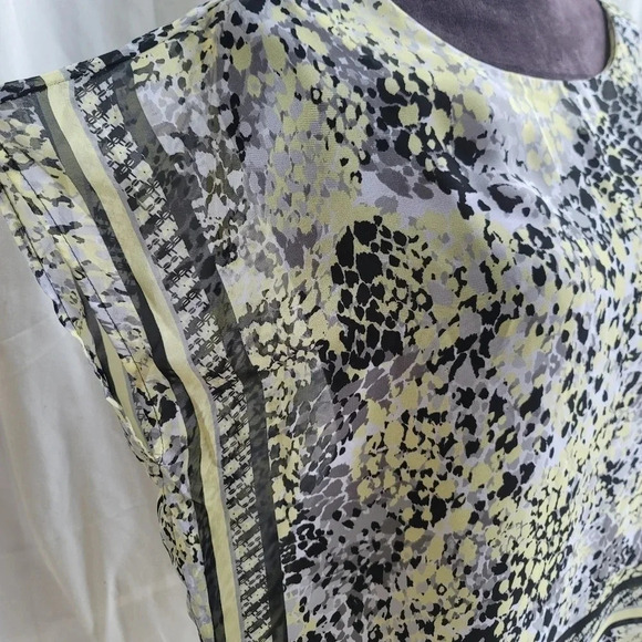 Dana Buchman Black Yellow Gray Design Chiffon Short Sleeve Top Sheer XS - Picture 9 of 9